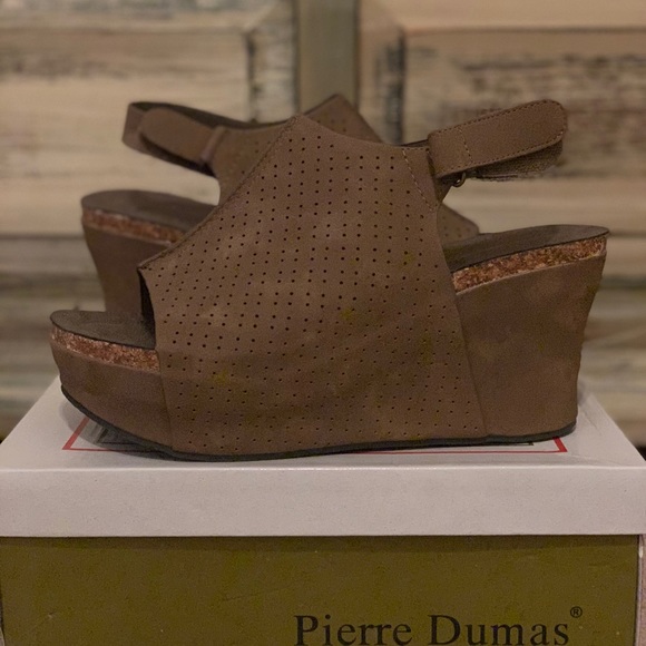 Pierre Dumas Hester-16 Wedges in Taupe - Picture 2 of 3